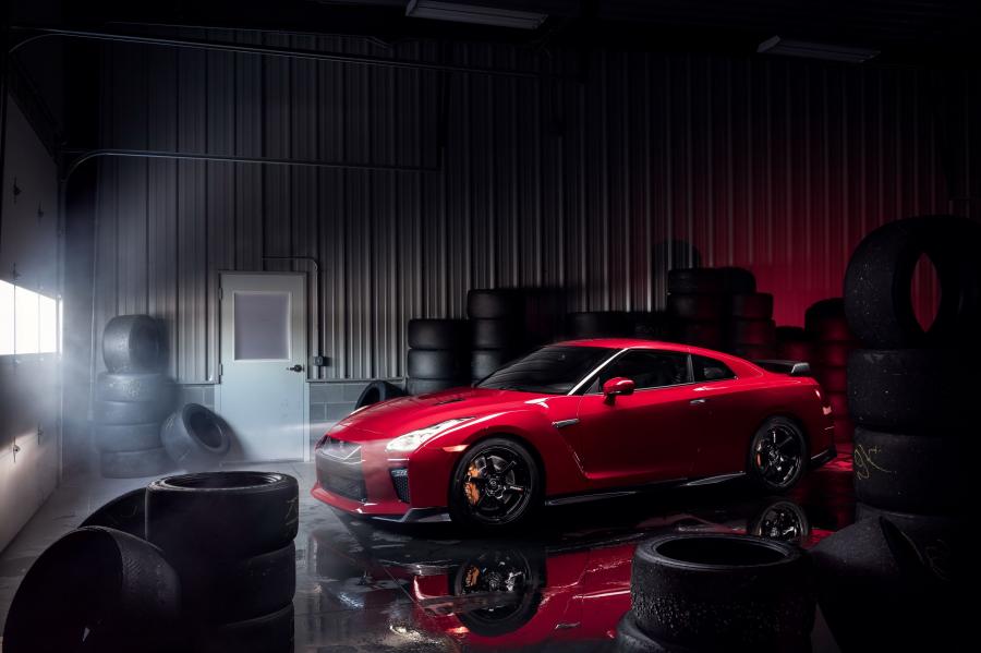  Nissan GT-R Track Edition (R35) 2017 года  (NA) (фото 8 из 45)